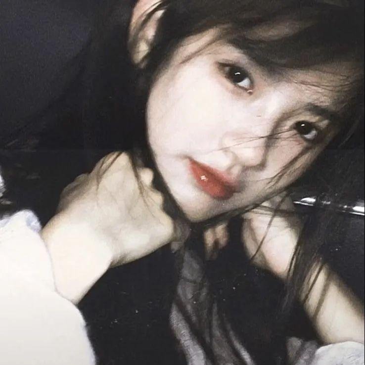 女儿国嬉春